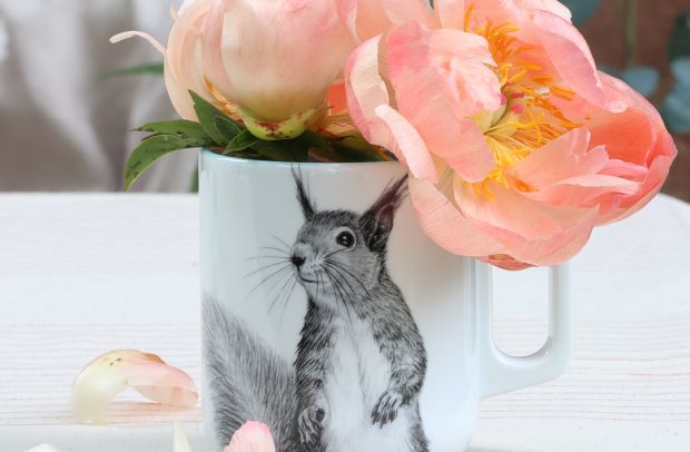 Becher mit Tiermotiv von Mittelpunkt